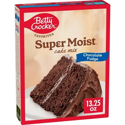 Betty Crocker Favorites Super Moist Chocolate Fudge Cake Mix [USA] 375g