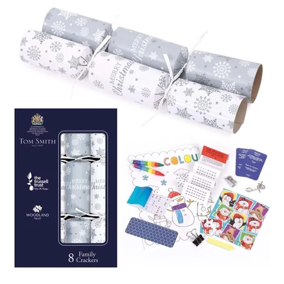 Tom Smith Silver & White Family Crackers (8db 12" méretű cracker)